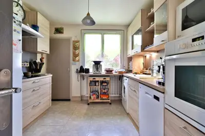 Plan de l'établissement Logement chaleureux avec balcon