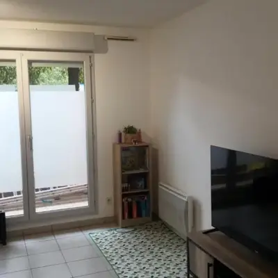 Air-conditioned 2 bedroom duplex apartment 5 people