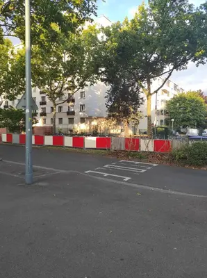 Plan de l'établissement Le Jules Guesde, Appart traversant, 3ch , parking, 2mn à pied métro D Parilly