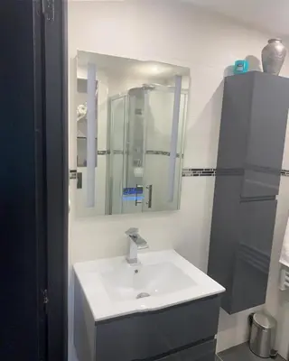 Salle de bains dans l'établissement Le Kiosque