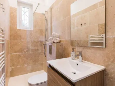 Salle de bains dans l'établissement Dify Coeur de Lyon - Part Dieu