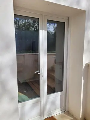Plan de l'établissement Chambre et salle de bain autonome dans notre maison