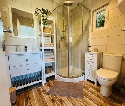 Salle de bains dans l'établissement Charmant studio à 10 min de Lyon