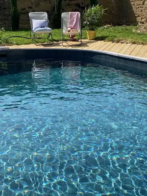 Piscine de l'établissement Le Clos 1003 ou située à proximité