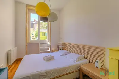 Un ou plusieurs lits dans un hébergement de l'établissement Bon Pasteur - Lyon 2 - LB - Cozy and bright in hypercenter of Lyon