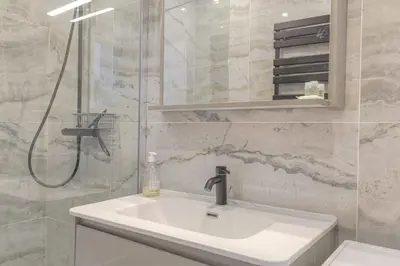 Salle de bains dans l'établissement Design et Cosy 2 min Terreaux