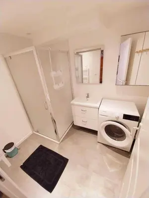 Salle de bains dans l'établissement Les fontaines d'or