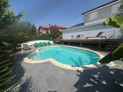 Piscine de l'établissement Grande maison zen ou située à proximité