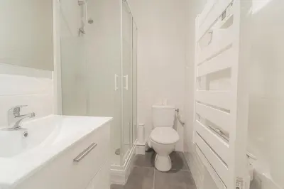 Salle de bains dans l'établissement Suite Onneg