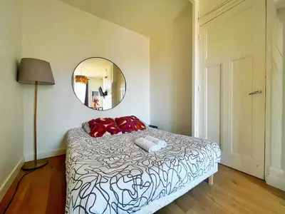 Un ou plusieurs lits dans un hébergement de l'établissement Suite Nayrobi - Appartement 2 personnes - Check in h24 & wifi