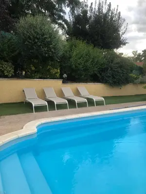 Piscine de l'établissement Très jolie chambre avec piscine ou située à proximité