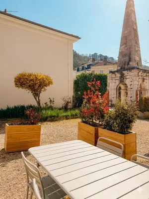 Jardin de l'établissement Appartment with terrace and Jacuzzi Pyramid view