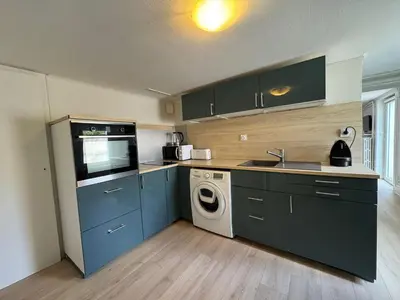Cuisine ou kitchenette dans l'établissement Majorelle Studio near Eurexpo - Lyon - hospitals