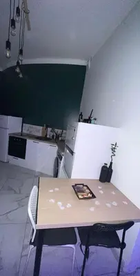 Cuisine ou kitchenette dans l'établissement Appartement jacuzzi - Love Room