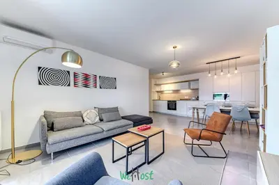 Cuisine ou kitchenette dans l'établissement Large family apartment with parking in Lyon