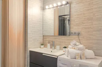 Salle de bains dans l'établissement Lumineux et cosy proche Eurexpo & Groupama Stadium