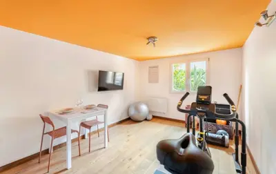 Télévision ou salle de divertissement dans l'établissement Studio Wellness & Détente Cosy