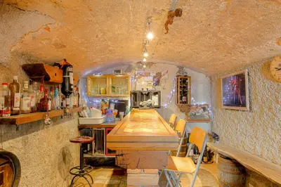 Coin salon dans l'établissement Les Aubépines en Beaujolais