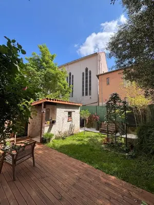 Jardin de l'établissement Quiet studio with garden near Part-Dieu