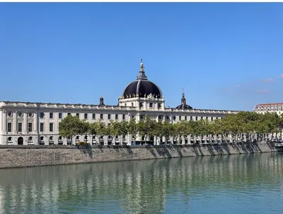 Vue sur la rivière ou le fleuve situé(e) à proximité de l'appartement