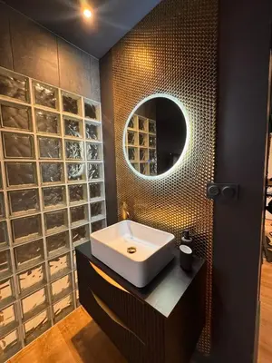 Salle de bains dans l'établissement Le Secret' - Balnéo - Romantique Room