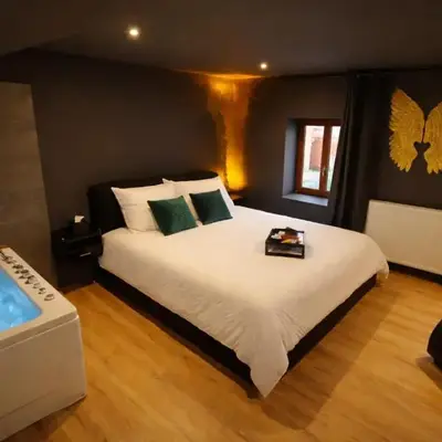 Le Secret' - Balnéo - Romantique Room