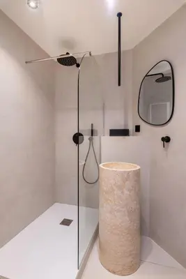 Salle de bains dans l'établissement Sublime Appartement de Prestige-Décoration Soignée