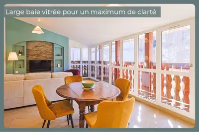 Coin salon dans l'établissement L'Allobroge - Charme & confort au cœur de Vienne