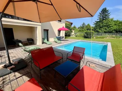 Piscine de l'établissement Chez Audrey et Manu ou située à proximité