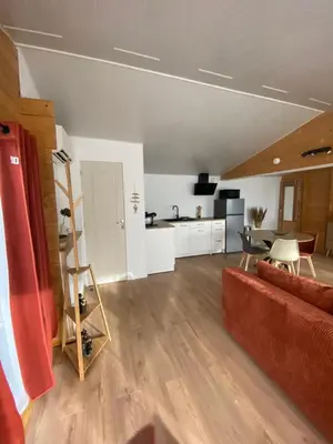 Cuisine ou kitchenette dans l'établissement Chalet bois cosy indépendant Saint Jean de Niost