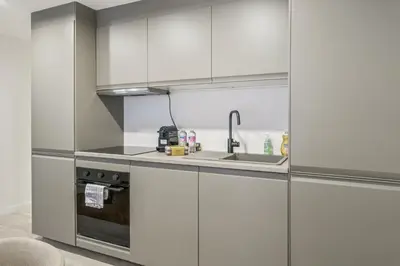 Cuisine ou kitchenette dans l'établissement Superbe appartement en hypercentre avec climatisation