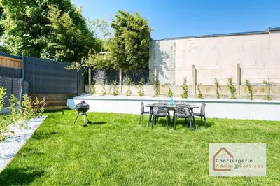 Jardin de l'établissement Duo Nature - Jardin, Barbecue, Jeux & Pétanque