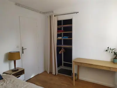 Un ou plusieurs lits dans un hébergement de l'établissement Chambre Lyon 9 Gorge de Loup Ligne D
