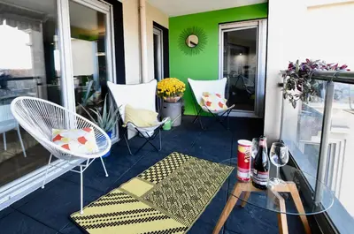 Balcon ou terrasse dans l'établissement Chambre spacieuse et calme, chez Citizen Q
