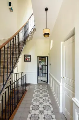 Plan de l'établissement Harmonie - Maison spacieuse avec piscine à Oullins