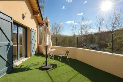 Balcon ou terrasse dans l'établissement Pause Bien-Être - CNPE Bugey - Meximieux