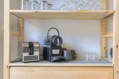 Cuisine ou kitchenette dans l'établissement Appart lumineux, WIFI haut débit, proche gare 7 min, Lyon 15 min