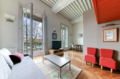 Coin salon dans l'établissement Escapade cosy au cœur de Lyon