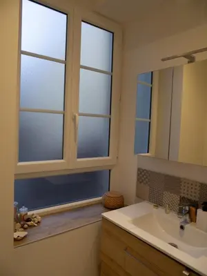 Salle de bains dans l'établissement Cozy confortable calm