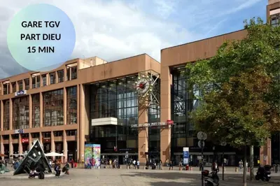 Plan de l'établissement Night Express - Parking Gratuit Lyon Sud