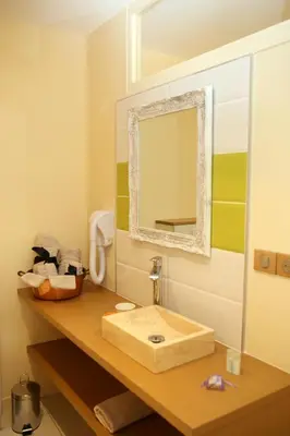 Salle de bains dans l'établissement Aux Pierres Magiques