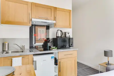 Cuisine ou kitchenette dans l'établissement GuestReady - Little Gem near Part-Dieu