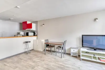 Cuisine ou kitchenette dans l'établissement L'écrin de Sérénité - CNPE Bugey