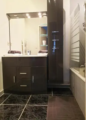 Salle de bains dans l'établissement L Esprit Loft, Duplex pour 4 proche Lyon et PartDieu