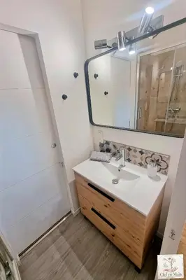 Salle de bains dans l'établissement Instant en Dombes - séjour au calme avec jardin