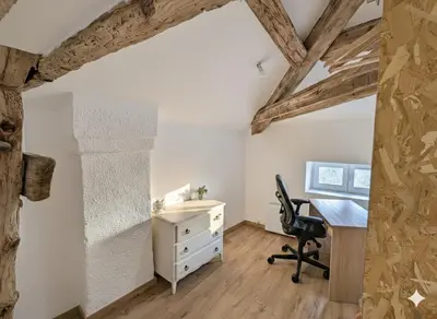 Plan de l'établissement Studio spacieux avec bureau - Calme & Proche Lyon