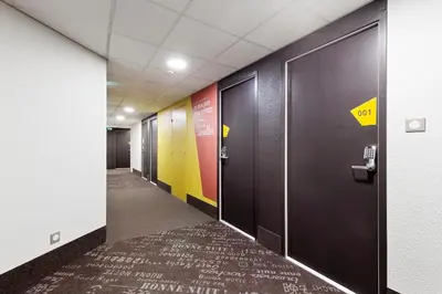 Plan de l'établissement B&B HOTEL Lyon Grand Stade Meyzieu