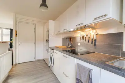 Cuisine ou kitchenette dans l'établissement Immeuble entier privatisé, wifi haut débit, groupe, famille