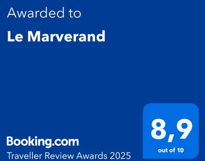 Certificat, récompense, panneau ou autre document affiché dans l'établissement Le Marverand