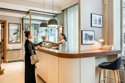 Clients de l'établissement Hôtel du Simplon